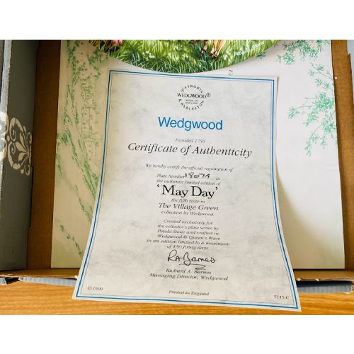 THE VILLAGE GREEN set of 8 WEDGWOOD plates - Image 6