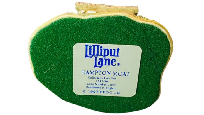 Lilliput Lane Cottages "Hampton Moat" - Image 3